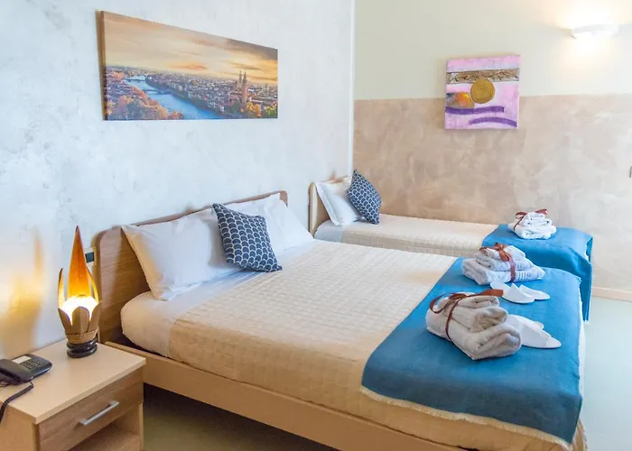 Bardolino בית הארחה 4*